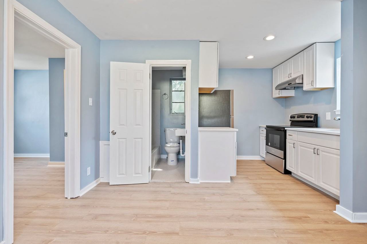 4631 4631 Torley Street - 46 Choate Way - Photo 4 of 17