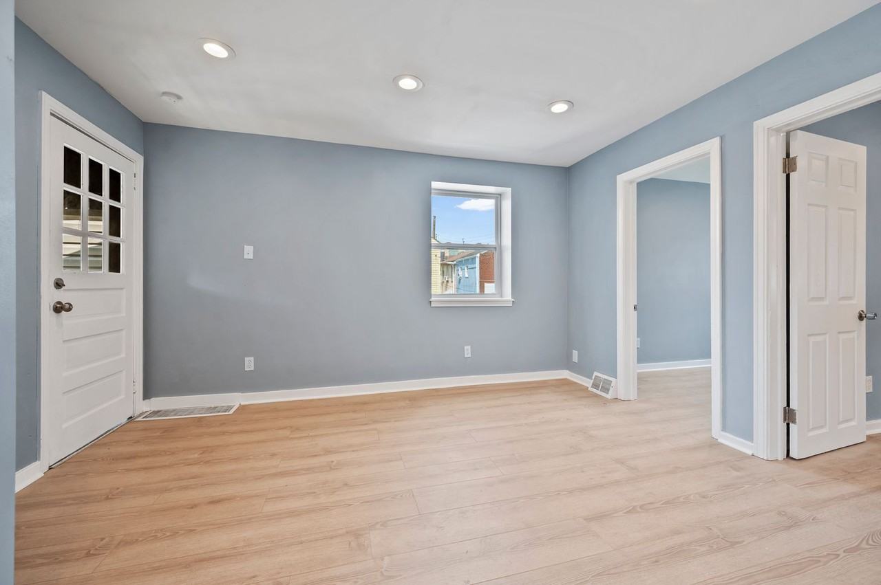 4631 4631 Torley Street - 46 Choate Way - Photo 7 of 17