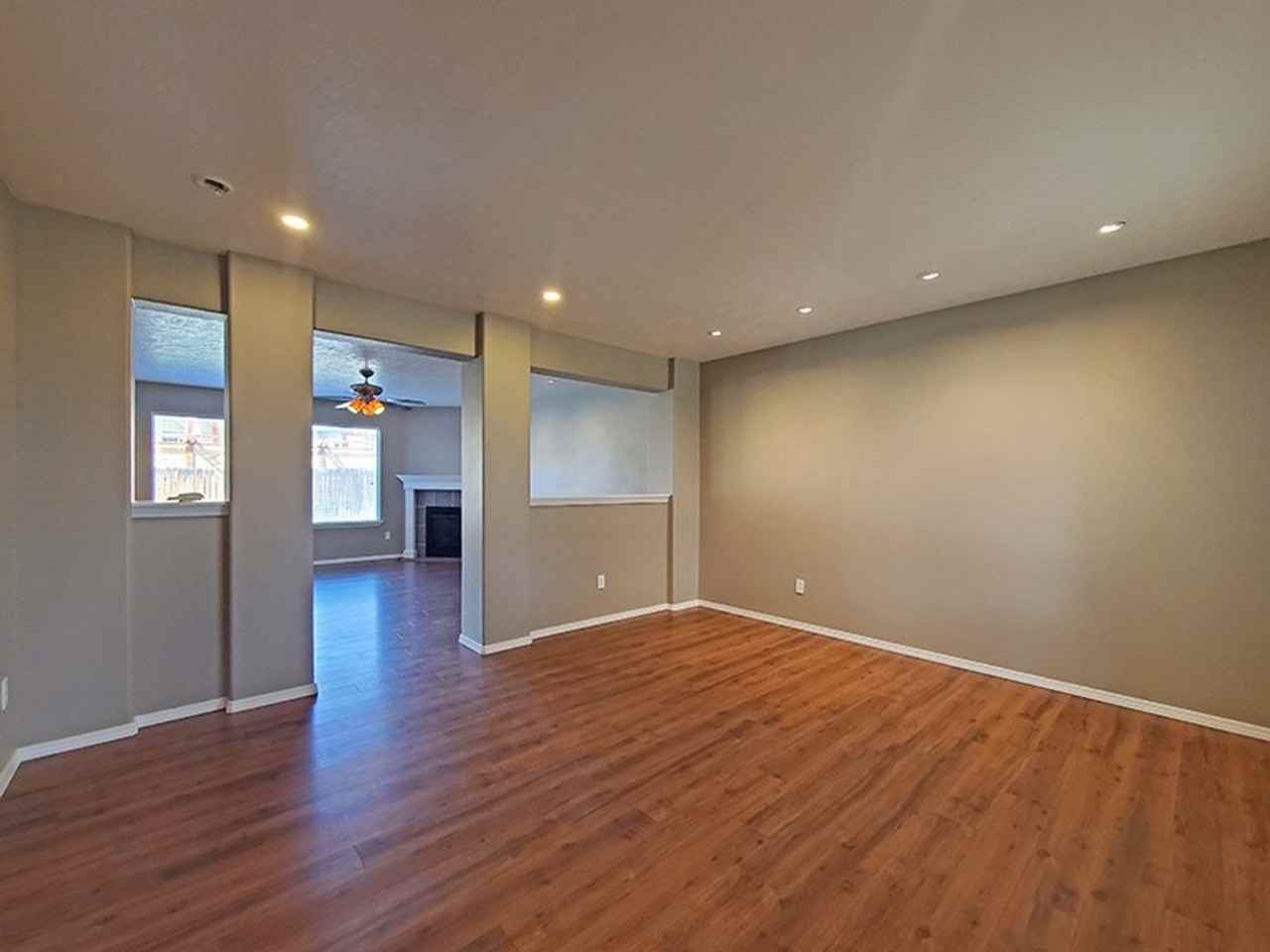 8260 W Dulcimer St - Photo 2 of 20
