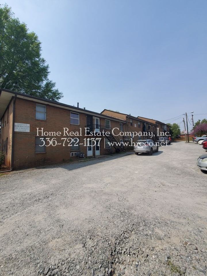 1342 Gray Ave #D - Photo 2 of 8