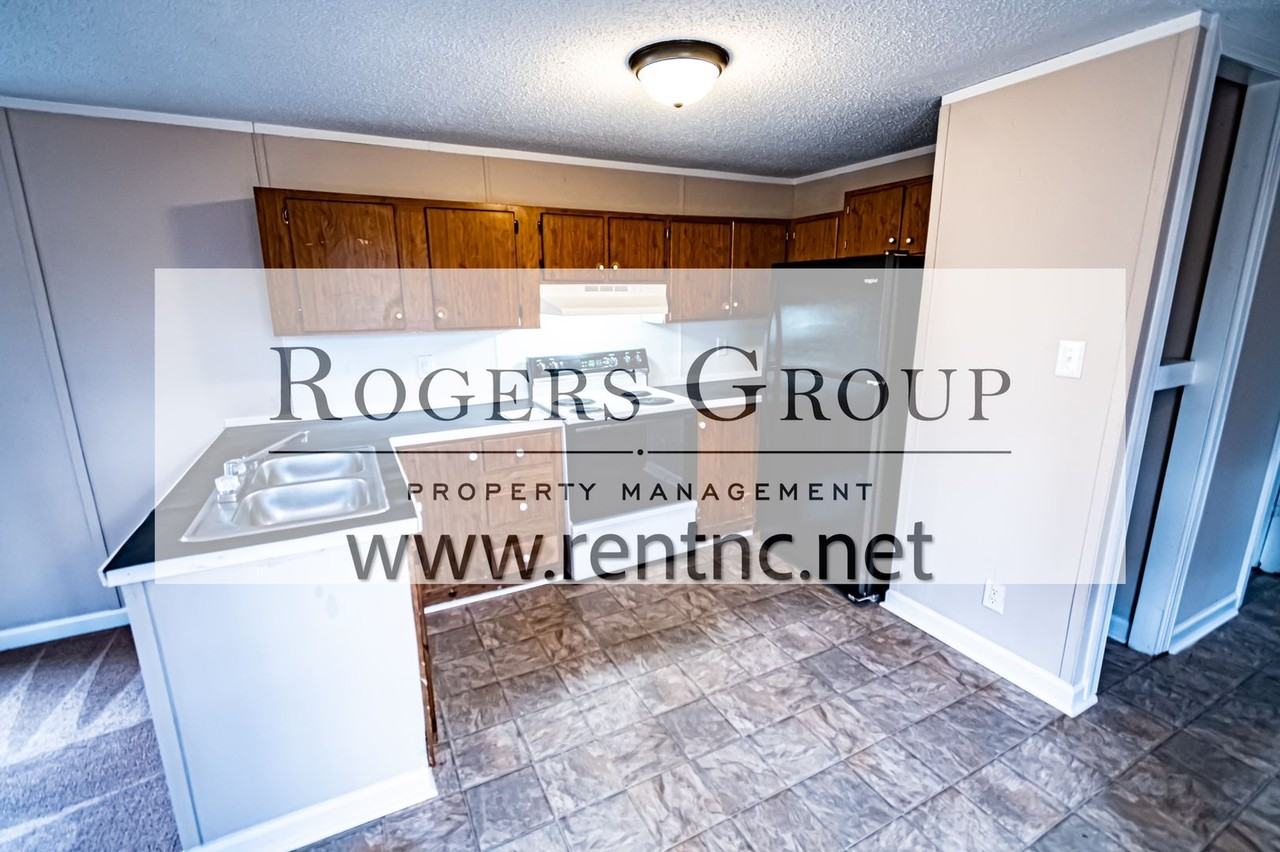 151 Woodway Dr - Photo 3 of 8