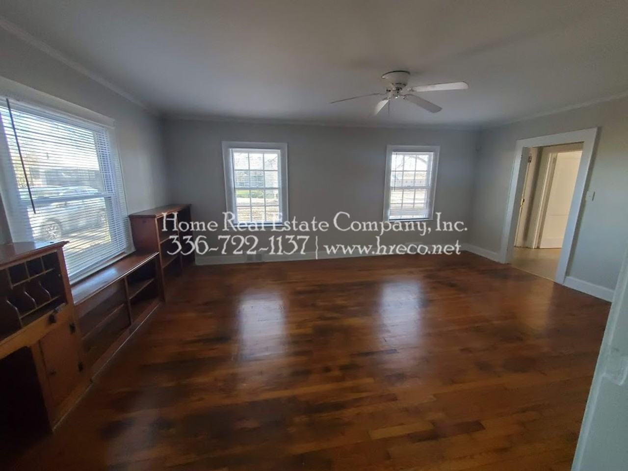 1354 Westbrook Plaza Dr - Photo 2 of 16