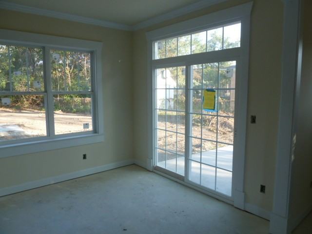 1305 Riddick St - Photo 3 of 13