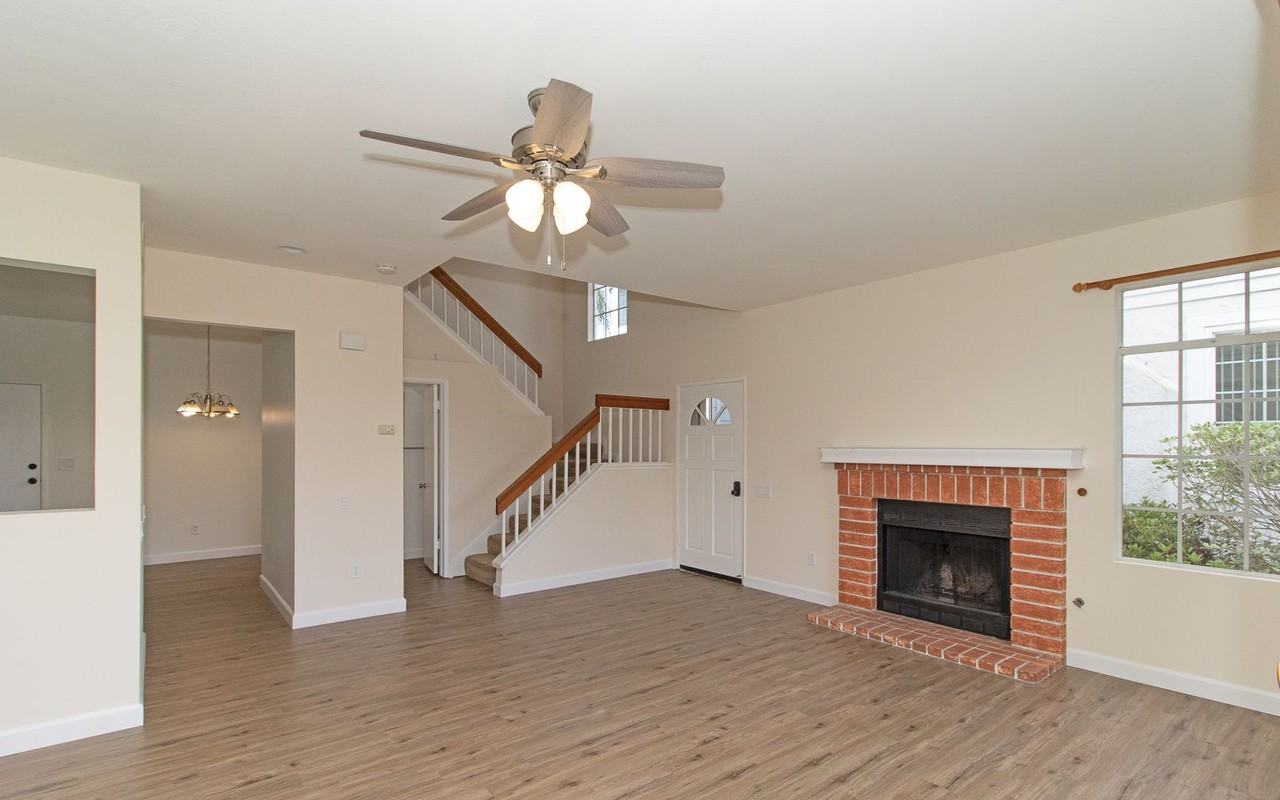 13663 Tiverton Rd - Photo 4 of 38