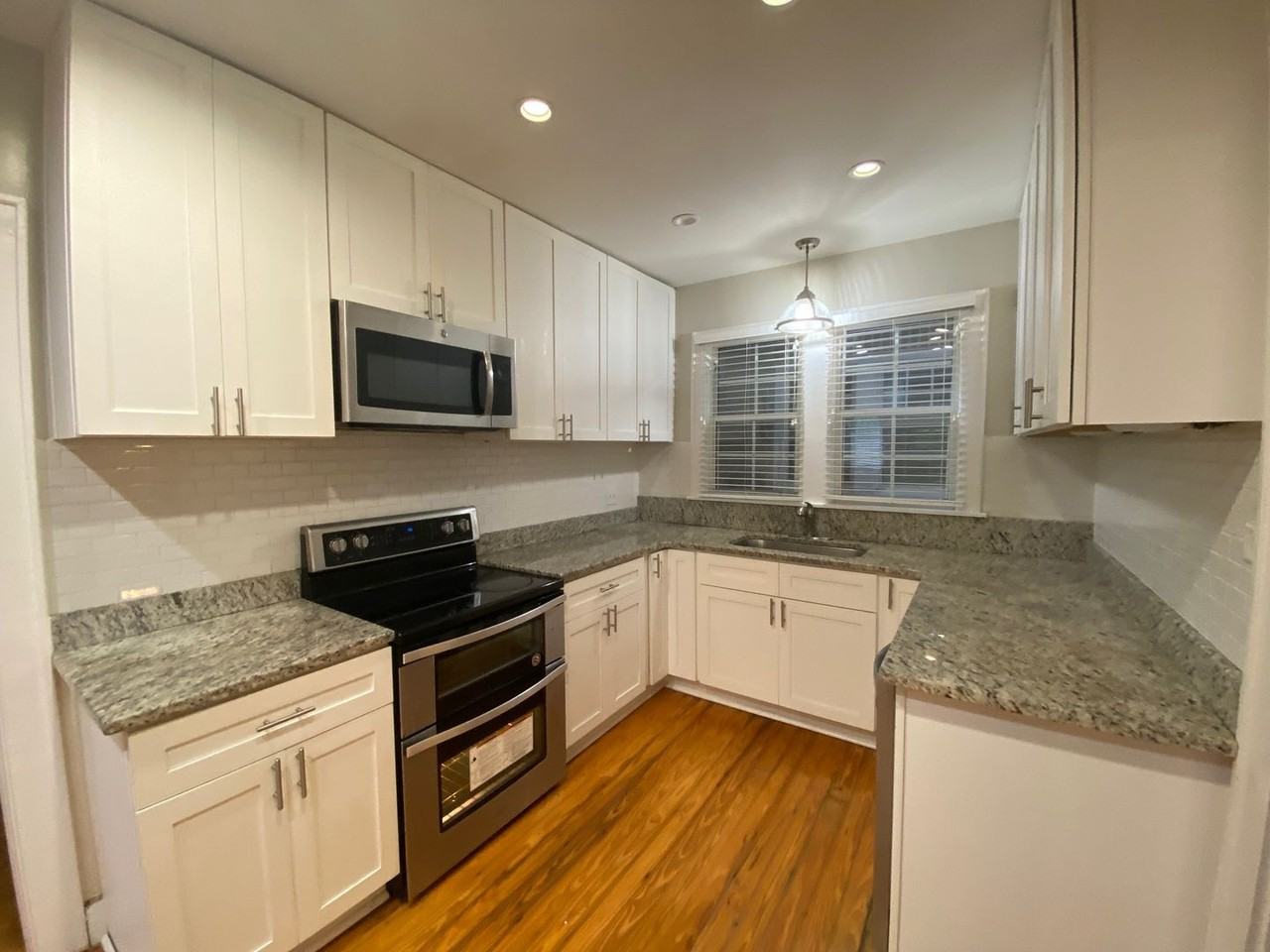 948 Alachua Ave - Photo 3 of 33