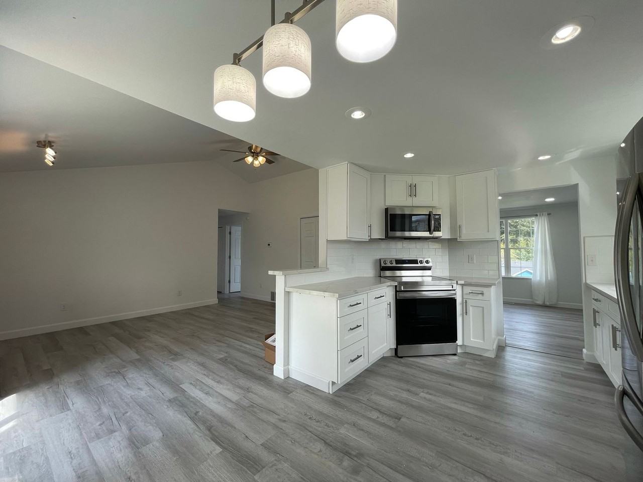 38019 24th Ct S - Photo 3 of 19