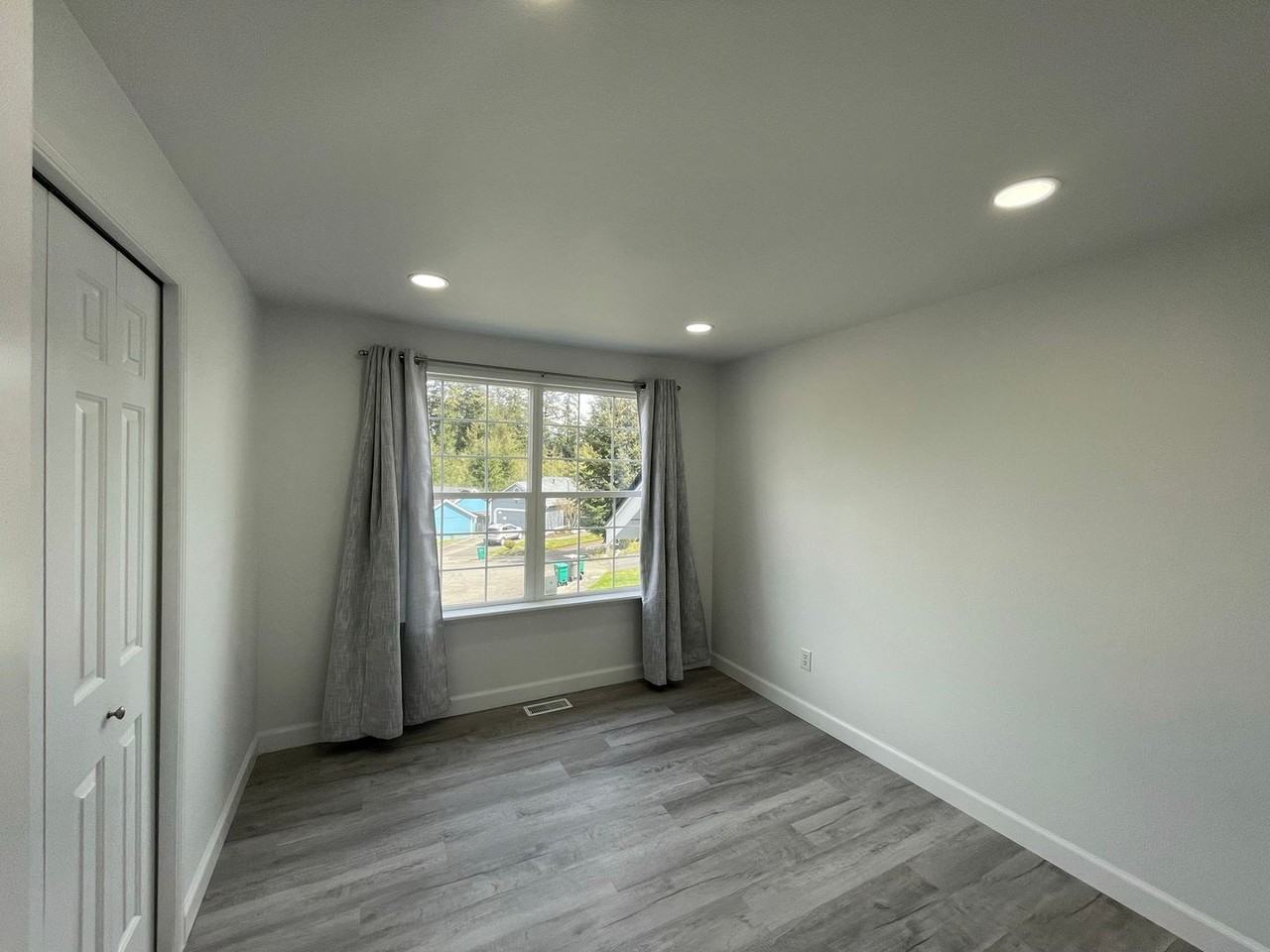 38019 24th Ct S - Photo 7 of 19