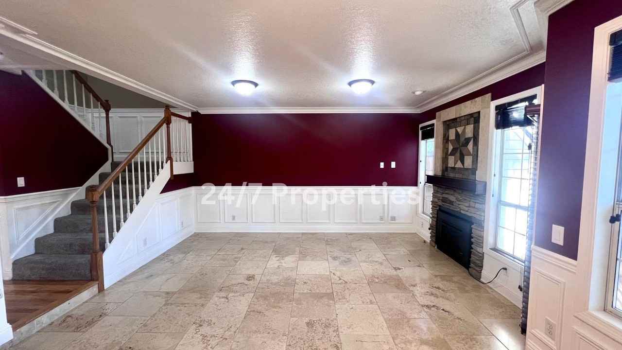 5057 Sw Mitchell St - Photo 2 of 30