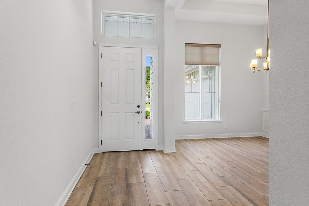 464 Park Forest Dr - Photo 3 of 34