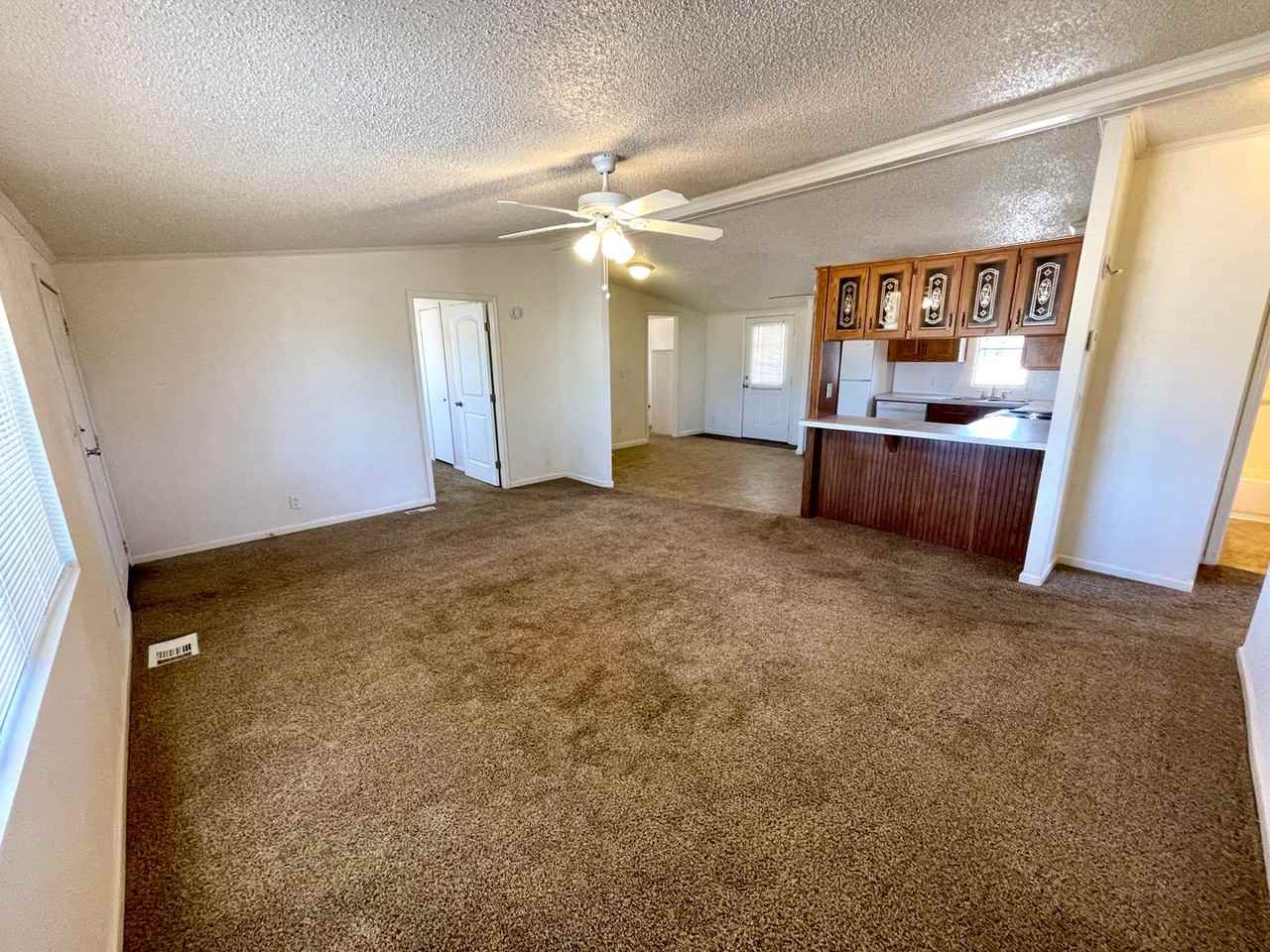 3426 N La Osa Rd - Photo 3 of 32