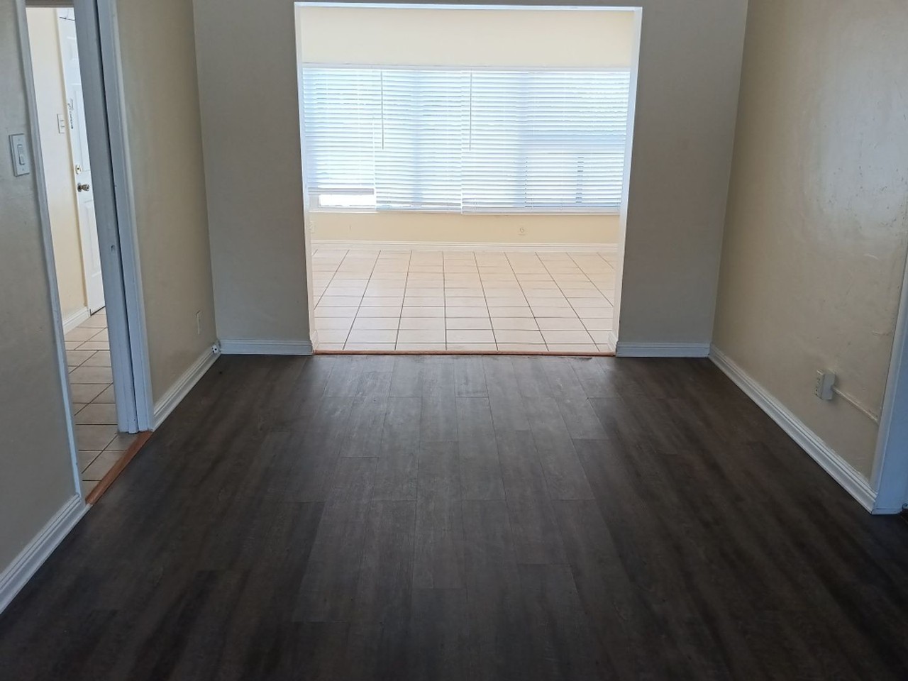 9002 Candelaria Rd Ne - Photo 7 of 20