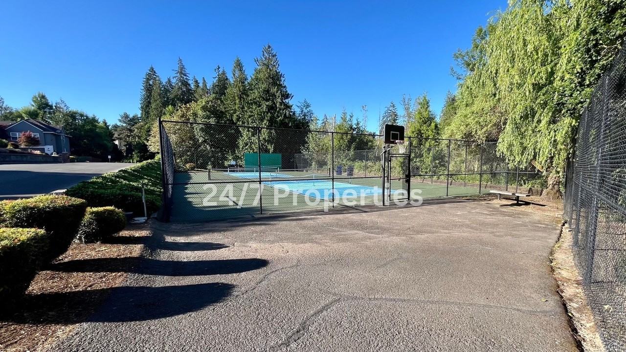 1830 Ne 21st Ave - Photo 2 of 48