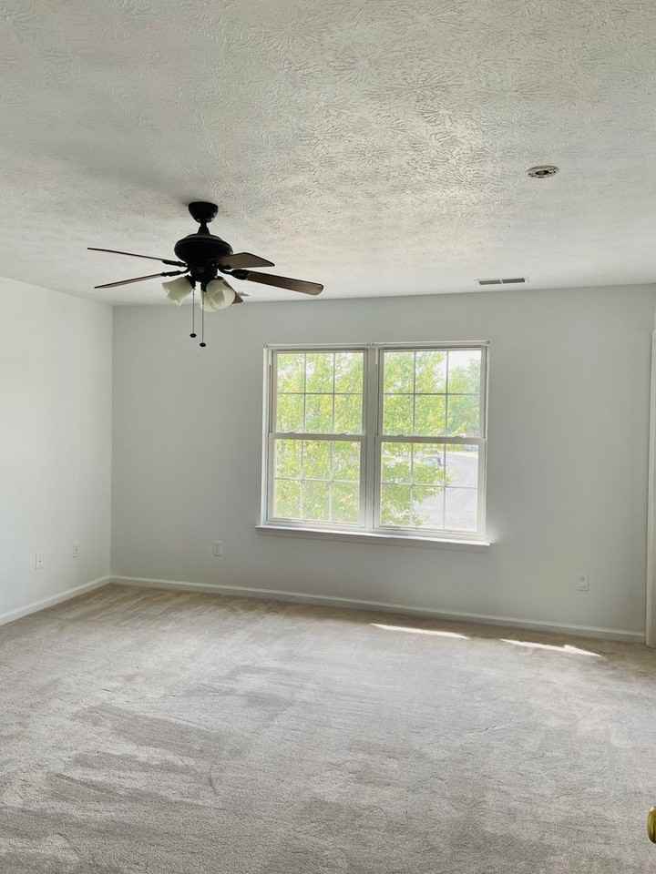 1970 Cidermill Ln - Photo 2 of 6