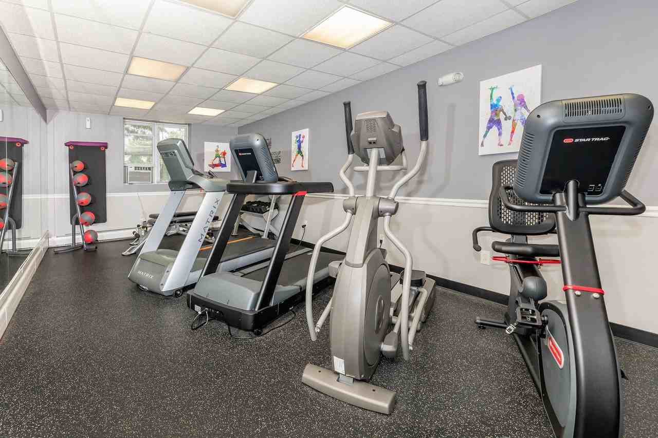 Groton Towers - Photo 6 of 28