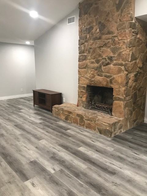 2902 Stratford Ct #NA - Photo 3 of 10