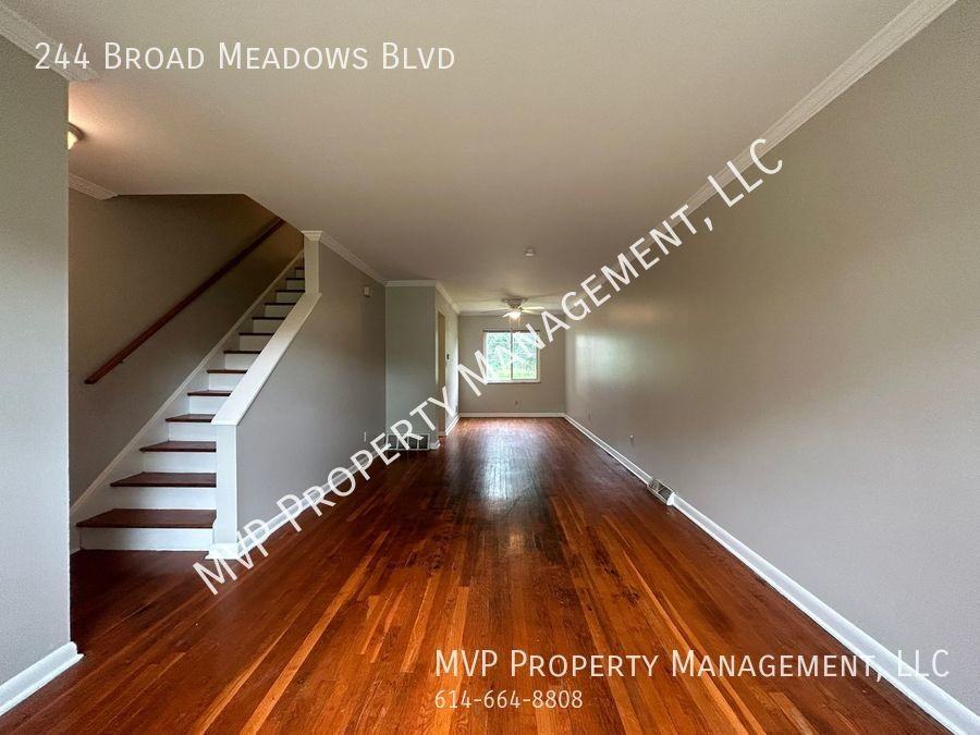 244 Broad Meadows Blvd - Photo 2 of 10