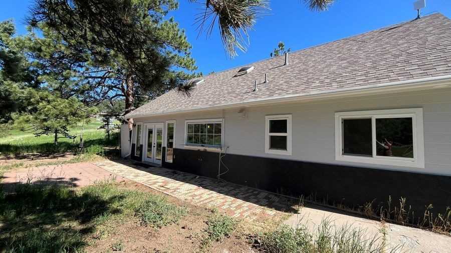 6554 High Cir - Photo 2 of 31