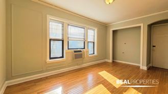 837 W Wolfram St #401 - Photo 1 of 1