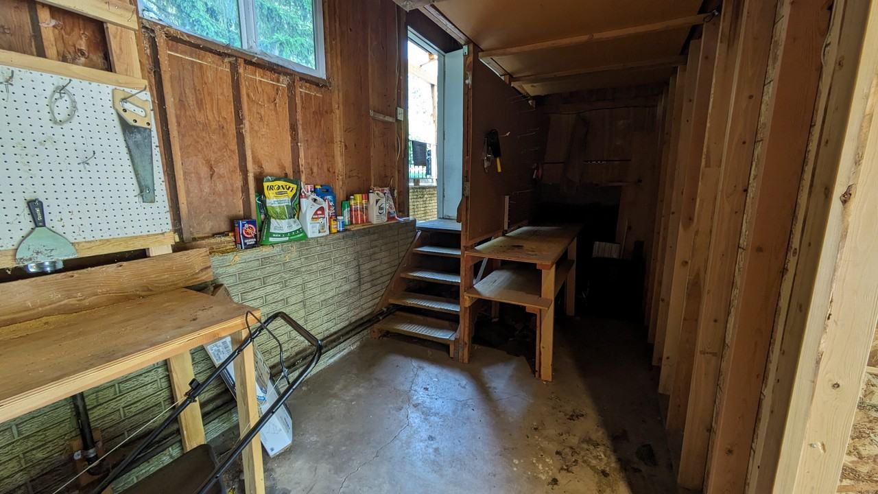 809 E E St #809 - Photo 3 of 21