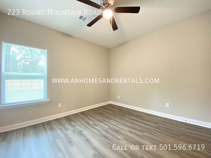 223 Round Mountain Rd - Photo 3 of 10