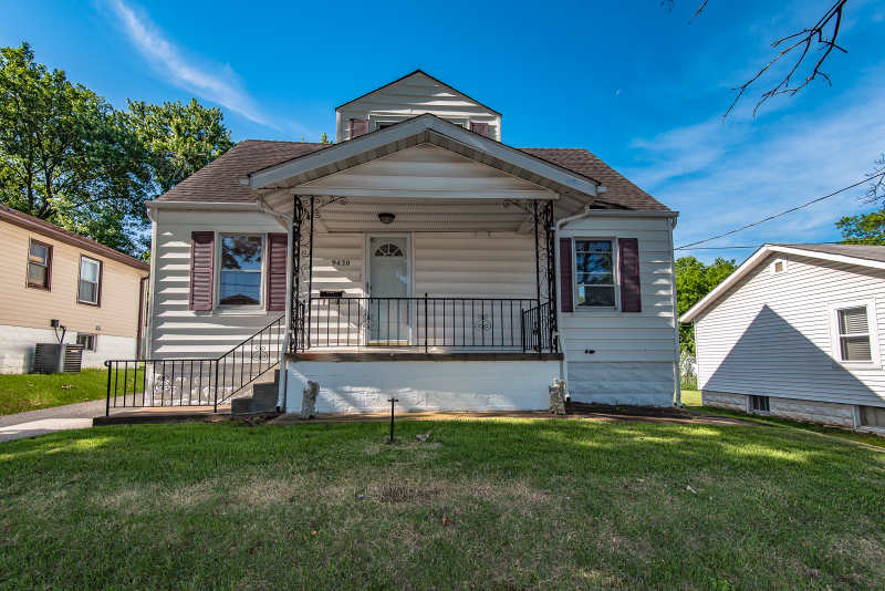 9430 Chester Ave - Photo 2 of 42