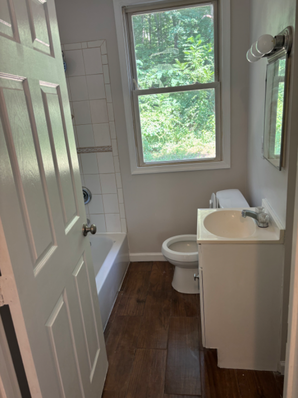 18333A Williams Rd #A - Photo 6 of 8