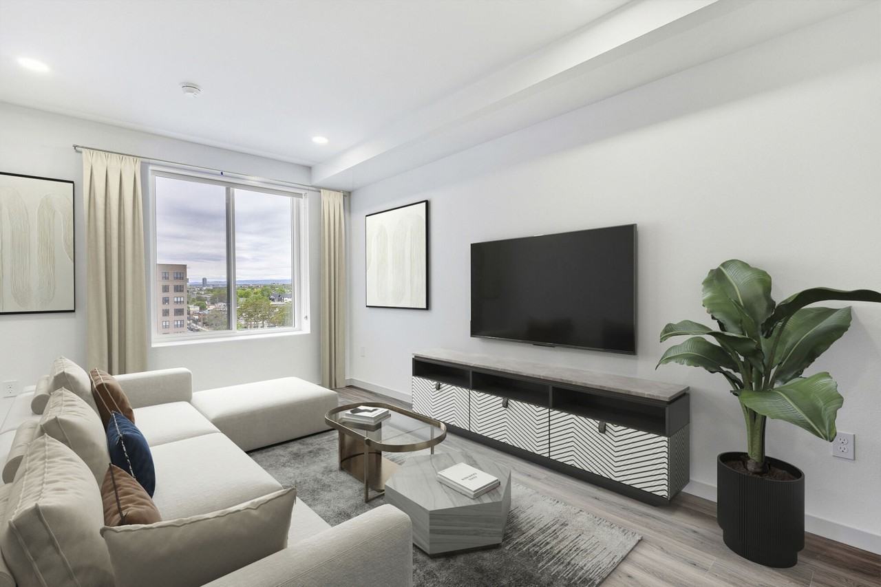 Alloy Sunnyside - Photo 5 of 50