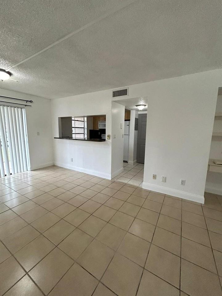 3252 Foxcroft Rd #101 - Photo 2 of 8