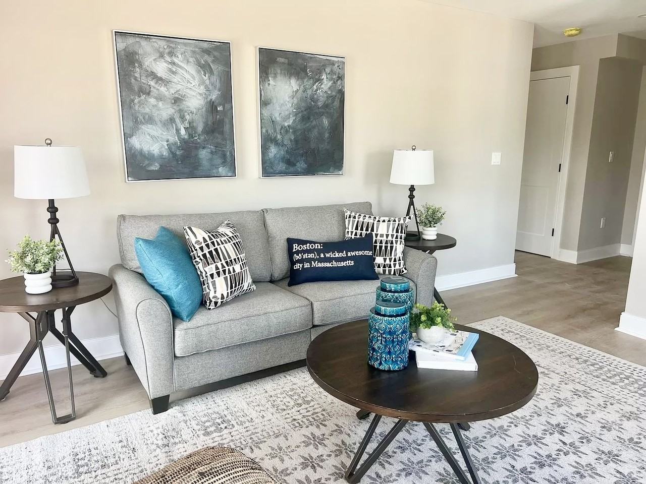 1453 Hyde Park Ave #2 - Photo 3 of 8