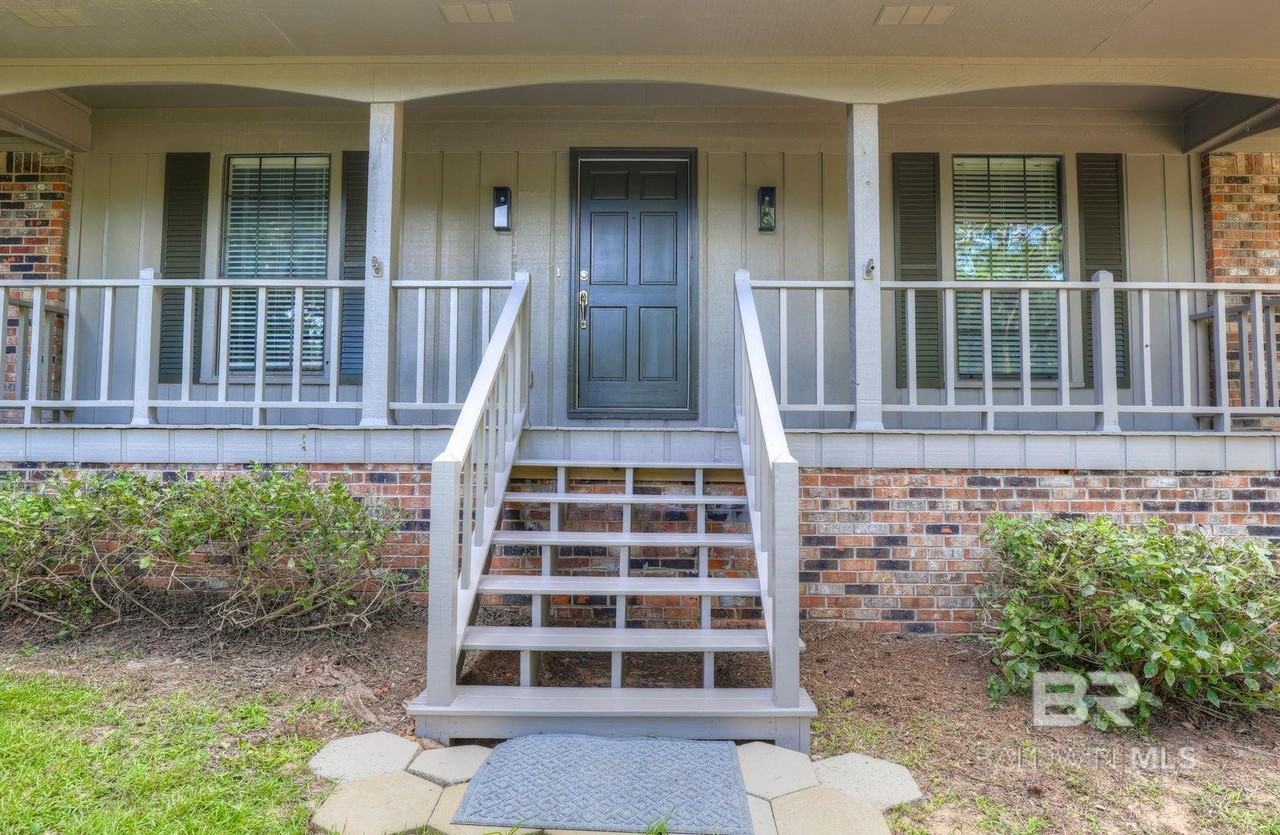 7269 Charbon Dr, Fairhope, AL 36532 3 Bedroom House for 1,900/month