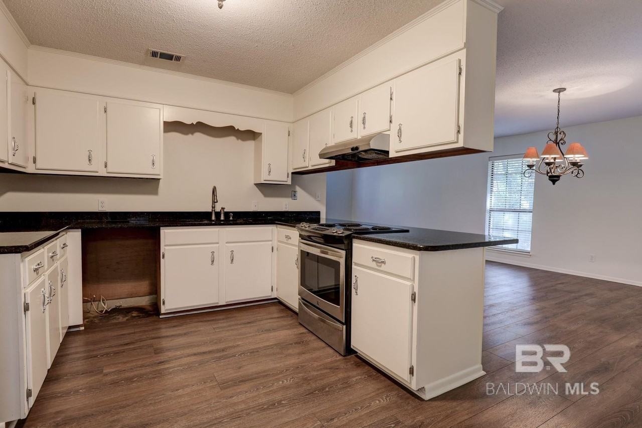 7269 Charbon Dr - Photo 7 of 19