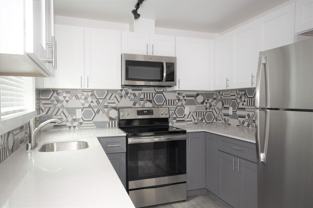 411 Harvard Ave East - Photo 1 of 1