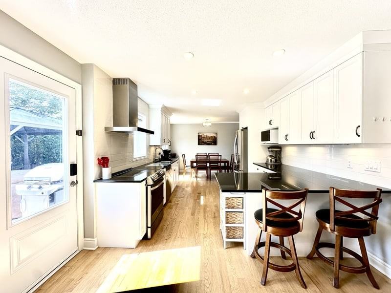 28 Craig Henry Dr - Photo 3 of 14