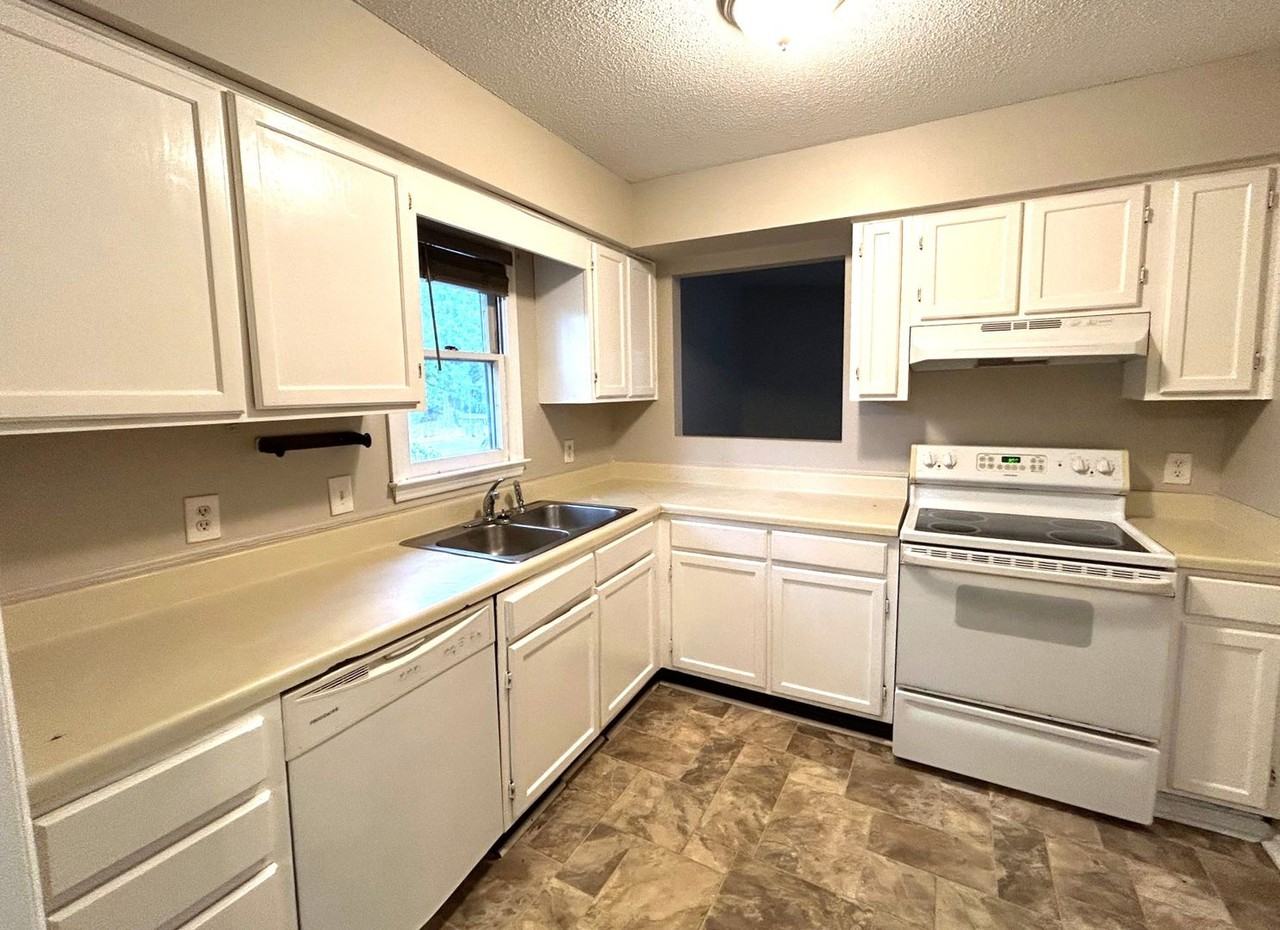 WAYN5308 - Photo 2 of 6