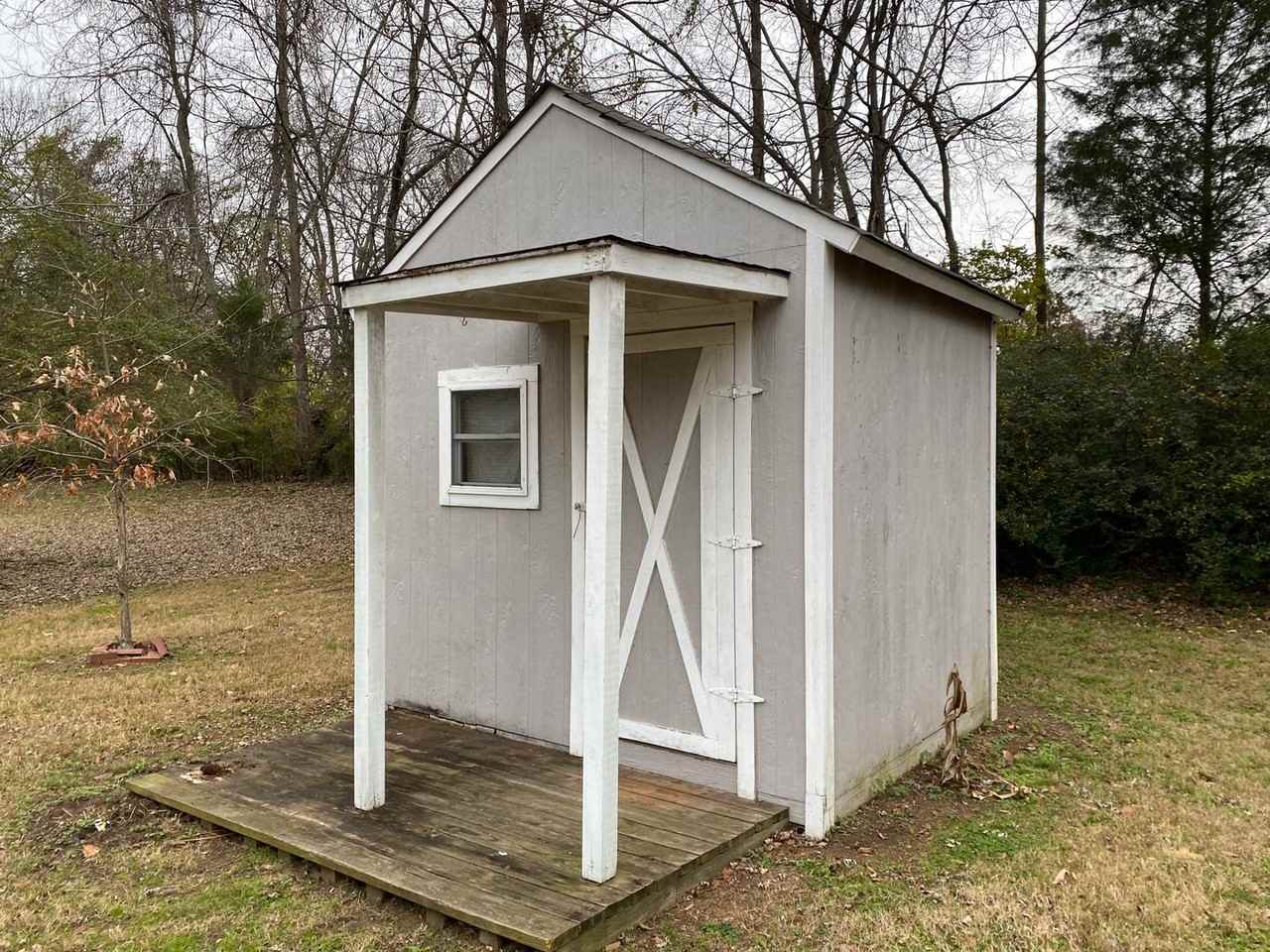 151 Edgewood Dr - Photo 2 of 20