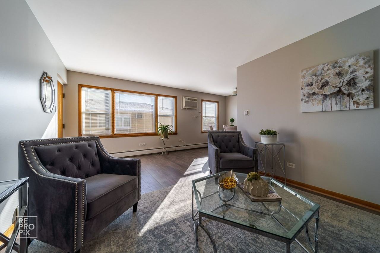 La George Terrace - Photo 2 of 13