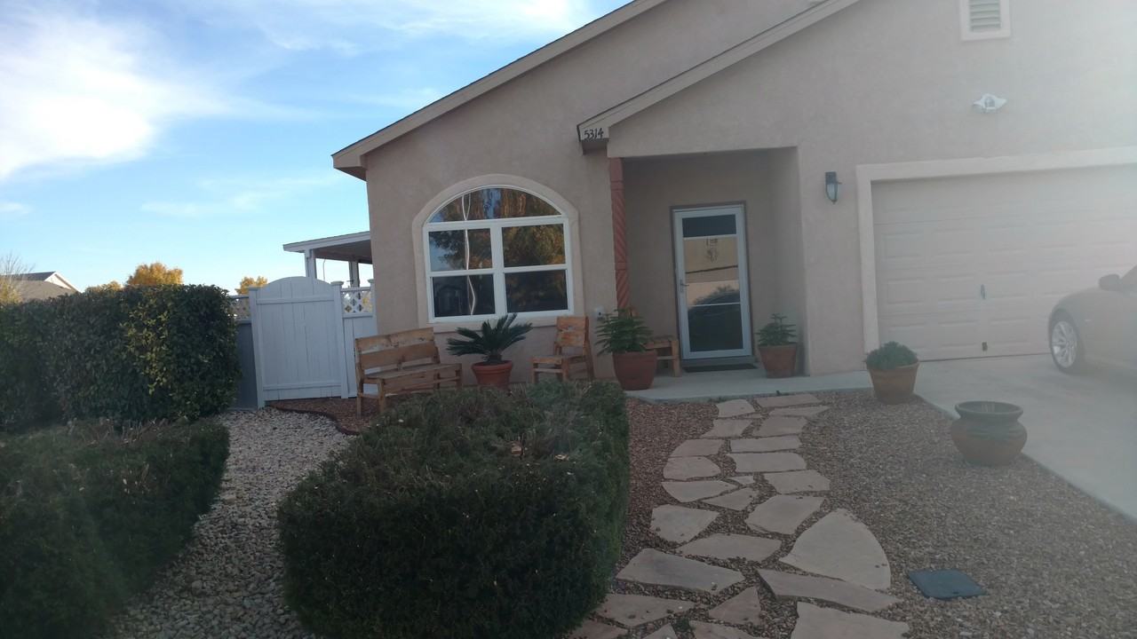5314 Imperial Dr - Photo 2 of 16