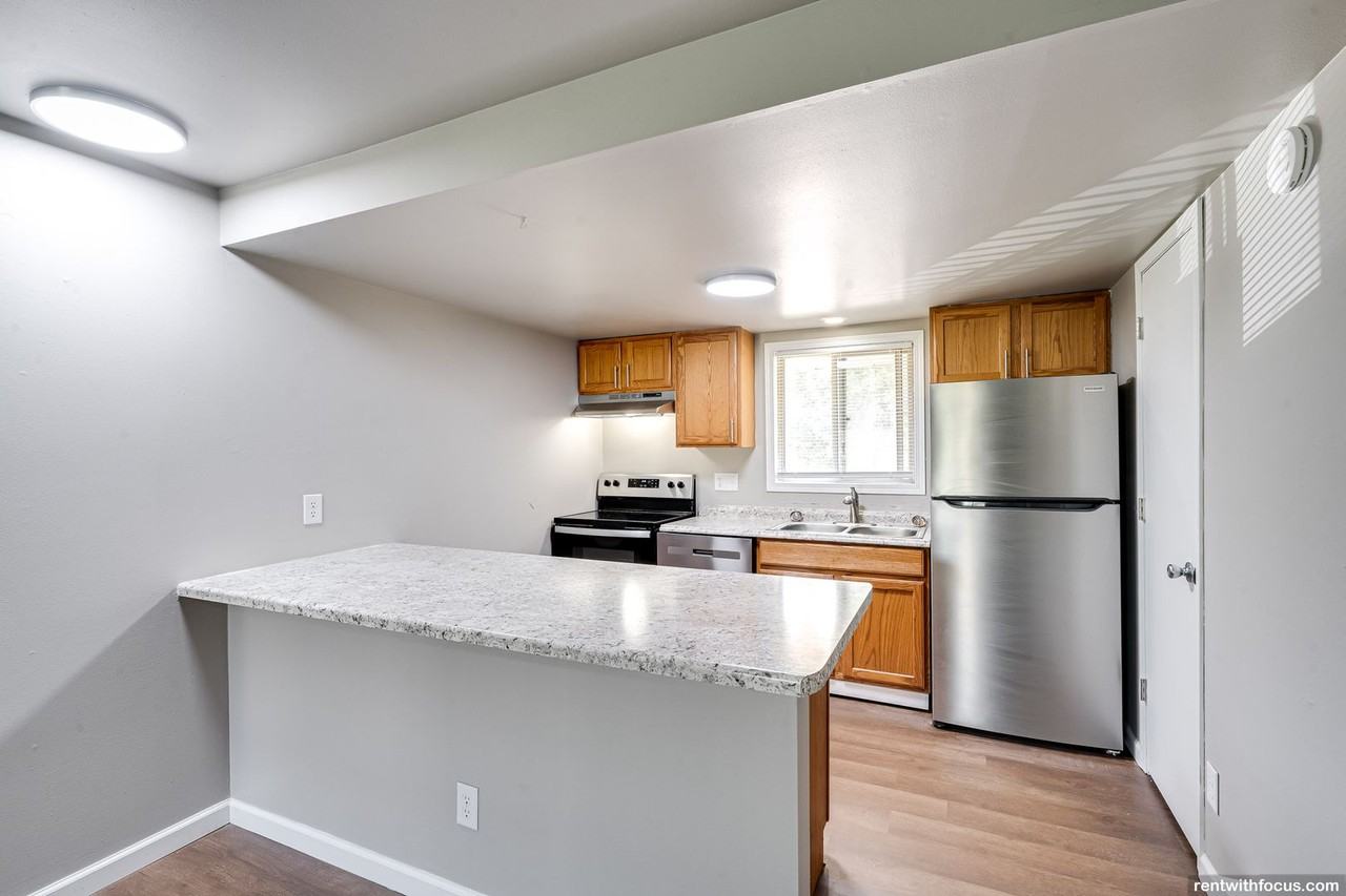 Maricopa Ridge 1777 Apartments 1777 Maricopa Dr, Oshkosh, WI 54904