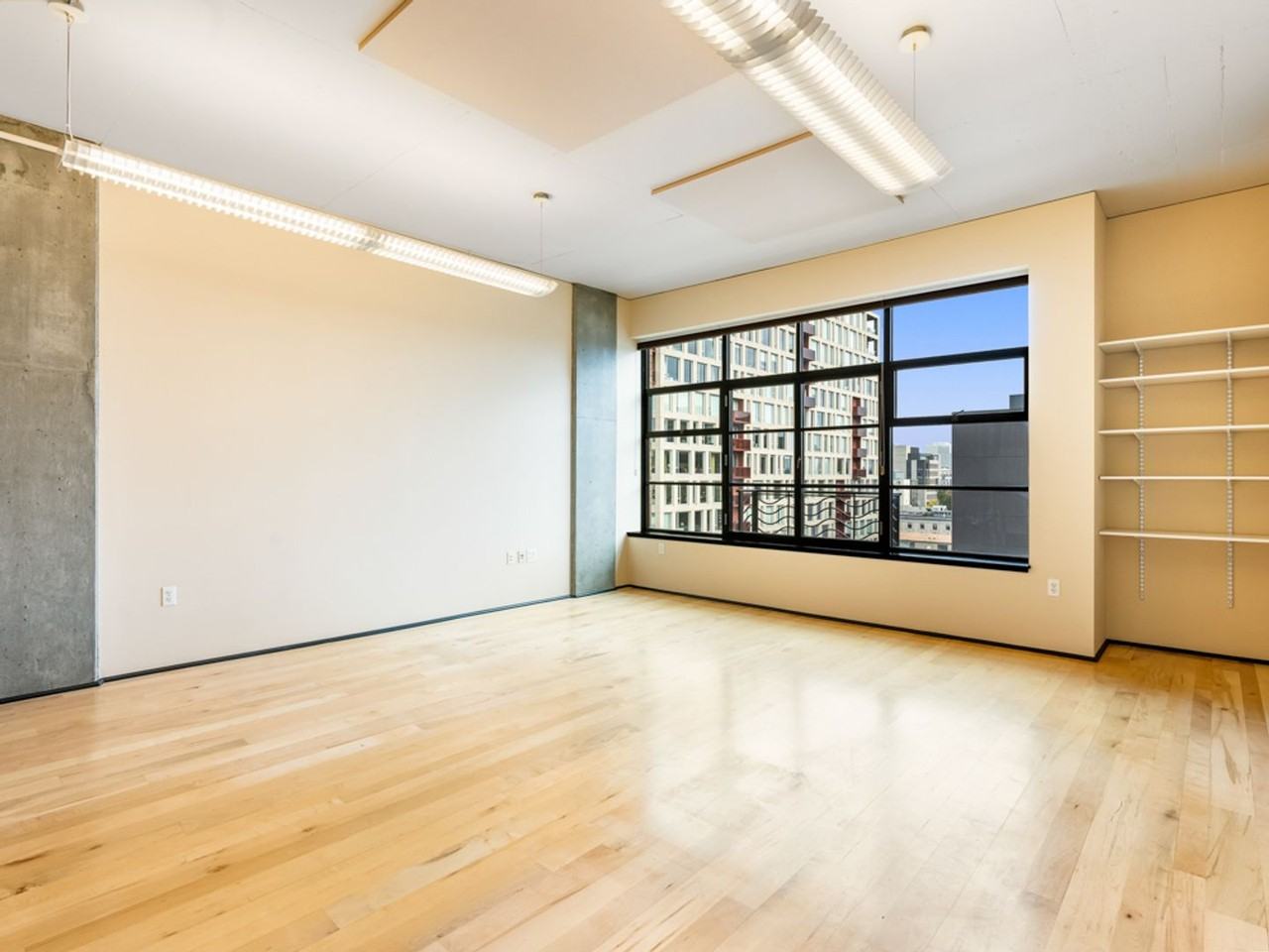 420 Nw 11th Ave #802 - Photo 3 of 32