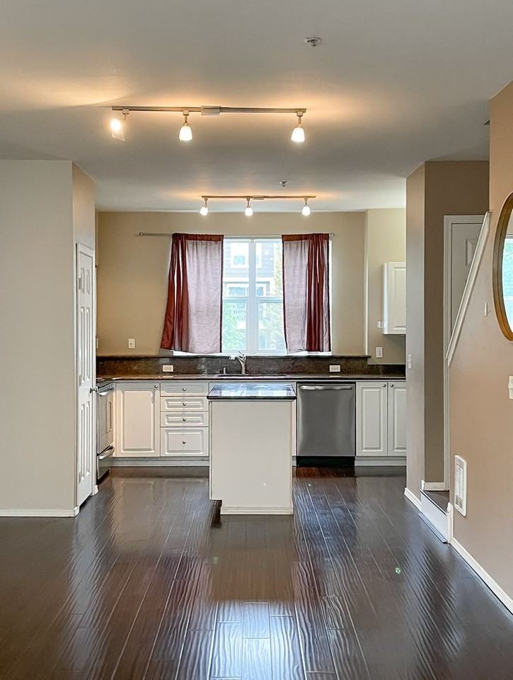 3116 164th St Sw - Photo 4 of 19
