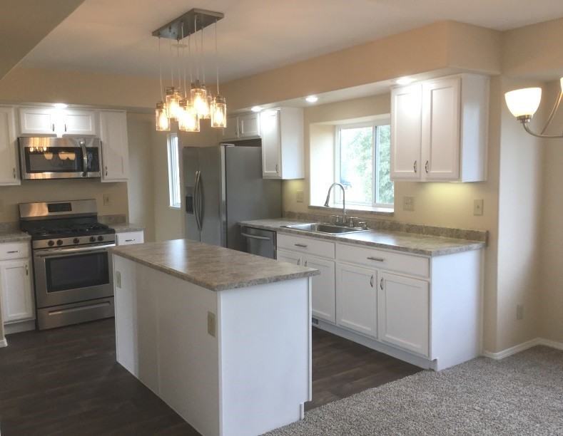 5532 Many Springs Dr - Photo 3 of 17