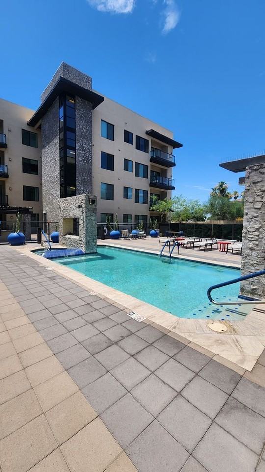 7300 E Earll Dr #4022