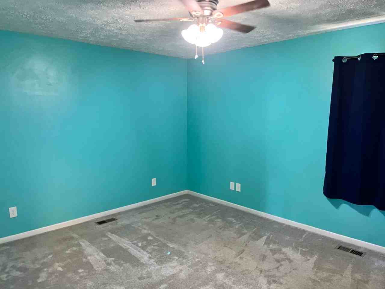 7621 Hawthorne Dr - Photo 4 of 14
