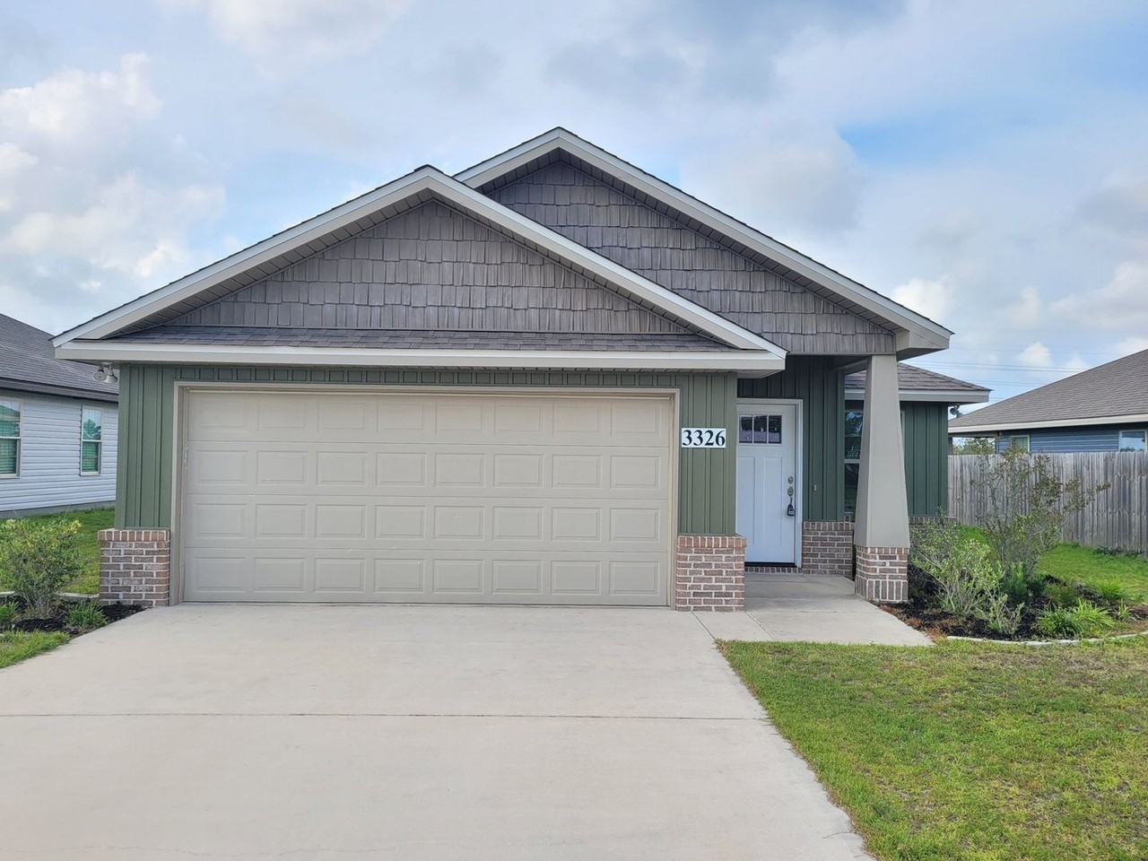 3326 Ten Acre Rd - Photo 2 of 25