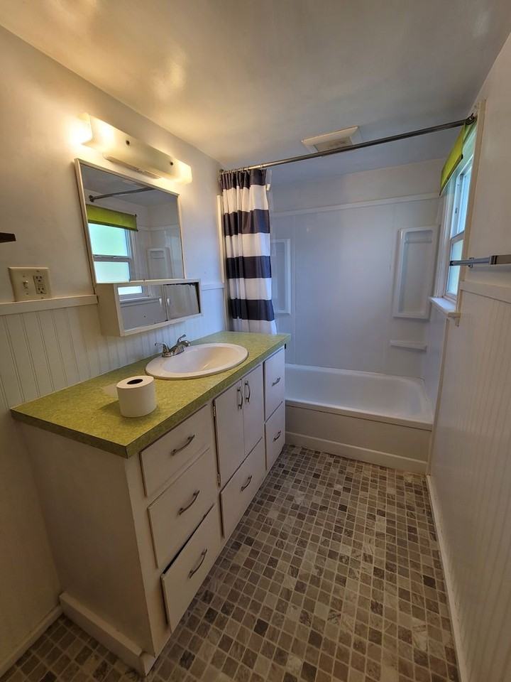 344 Maple St - Photo 7 of 10