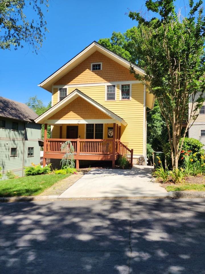 27 Houston Street - Photo 2 of 42