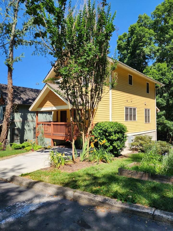 27 Houston Street - Photo 3 of 42