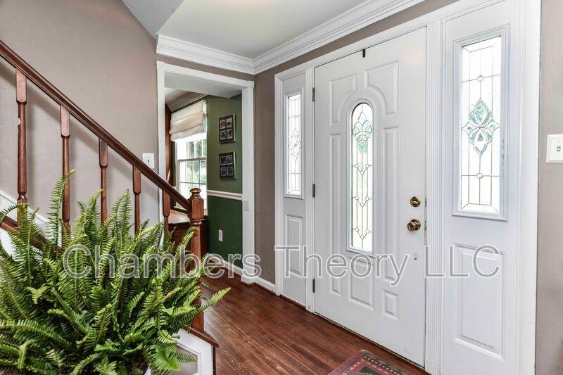 123 S Dickenson Ave - Photo 7 of 36