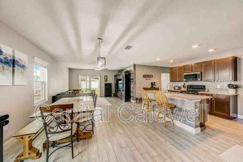 10237 Mangrove Well Rd - Photo 5 of 14