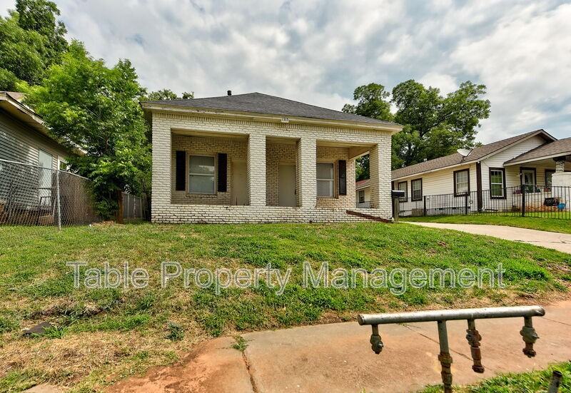 1315 Nw 7th St - Photo 3 of 32